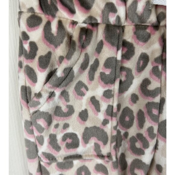 Cat & Jack Neutral Leopard Print Joggers - Picture 2 of 11